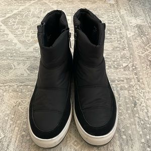 Blondo Waterproof Winter Booties